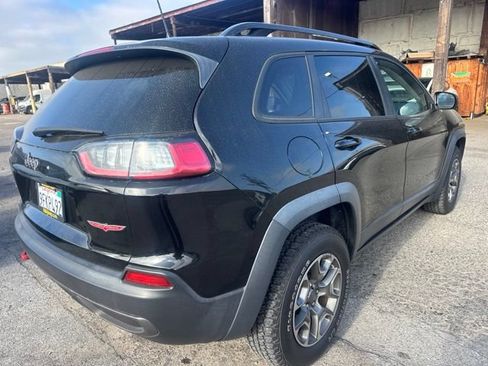 Used 2022 Jeep Cherokee Trailhawk AWD/4WD image 5