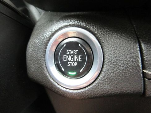 Certified 2022 Buick Envision Essence w/ Sport Touring Package AWD/4WD image 26