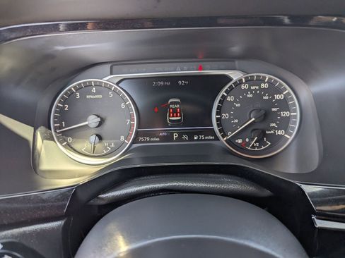 Used 2025 Nissan Pathfinder Rock Creek AWD/4WD image 32