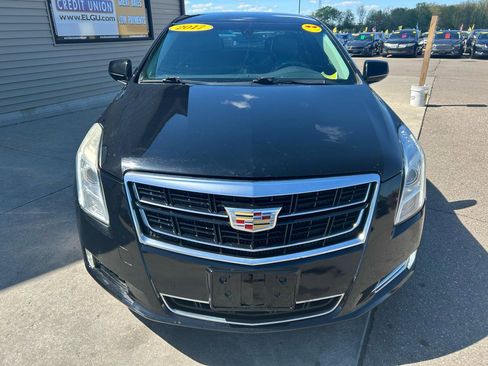 Used 2017 Cadillac XTS Luxury FWD image 2