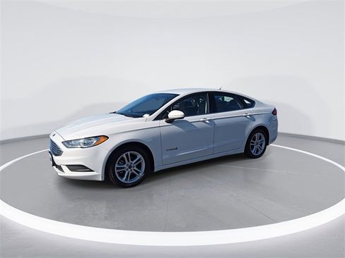Used 2018 Ford Fusion S image 5