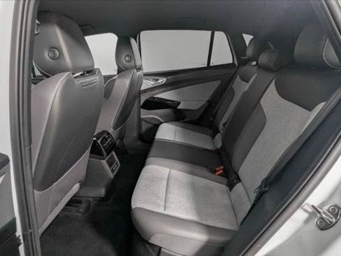 Used 2023 Volkswagen ID.4 Pro RWD image 16