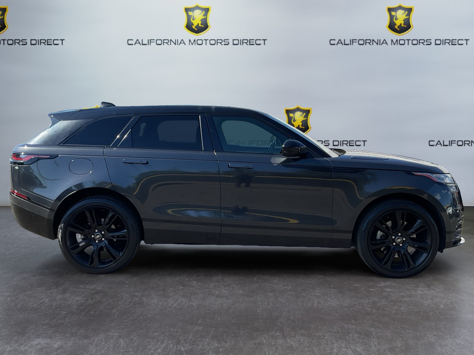 Used 2023 Land Rover Range Rover Velar R-Dynamic S AWD/4WD image 4