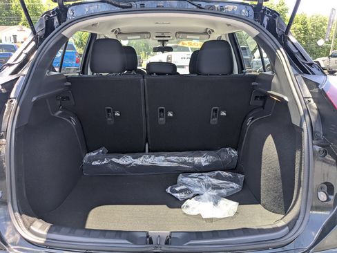 Used 2024 Nissan Kicks SV FWD image 23