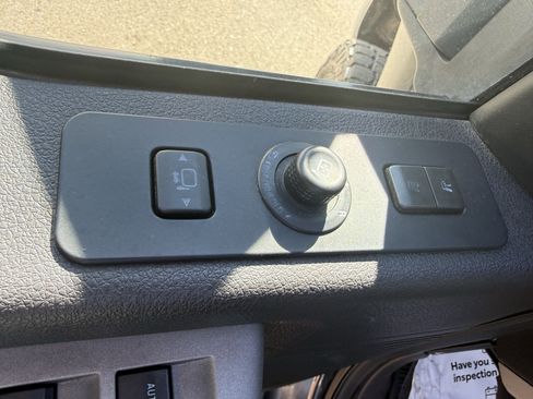 Used 2015 Ford F350 Lariat w/ Lariat Ultimate Package image 10