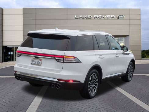Used 2023 Lincoln Aviator Reserve image 5