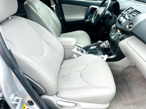 Used 2009 Toyota RAV4 Limited image 35