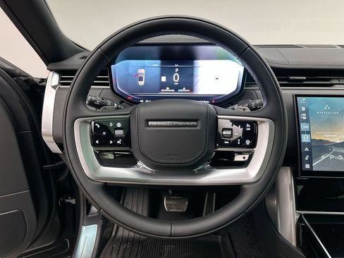 New 2026 Land Rover Range Rover SE image 30