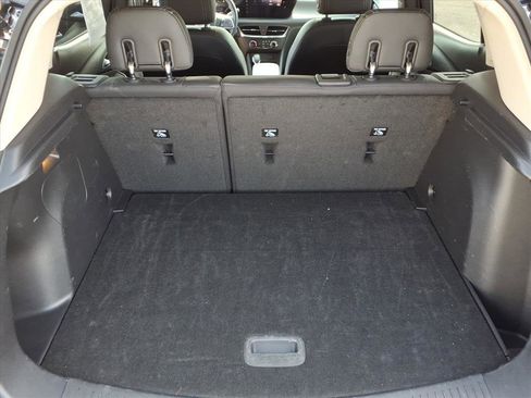 Used 2025 Buick Encore GX Preferred FWD image 9