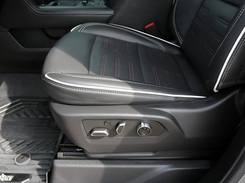 Used 2024 GMC Sierra 2500 AT4X w/ AT4X AEV Edition image 16