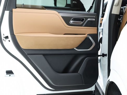 New 2026 INFINITI QX80 Luxe w/ Cargo Package AWD/4WD image 17