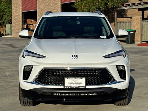 Used 2026 Buick Encore GX Sport Touring w/ Comfort Package image 5