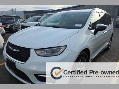 Certified 2023 Chrysler Pacifica Limited