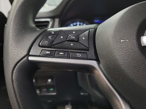 Used 2020 Nissan Rogue S AWD/4WD image 22