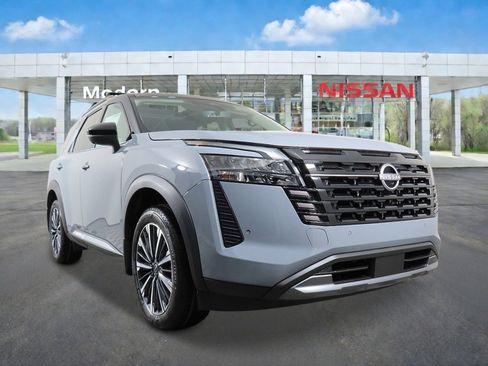 New 2026 Nissan Pathfinder Platinum w/ Cargo Package AWD/4WD image 7