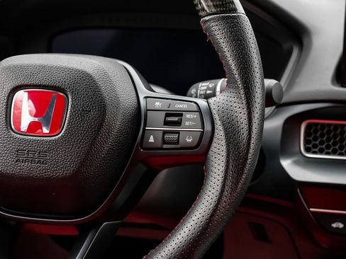 Used 2023 Honda Civic Type R image 17