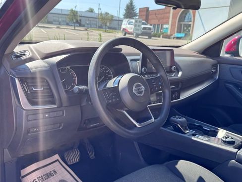 Used 2021 Nissan Rogue SV AWD/4WD image 11