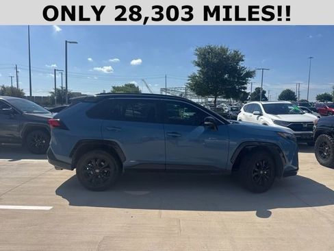 Used 2023 Toyota RAV4 XSE AWD/4WD image 2