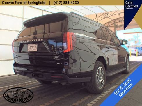 Used 2025 Ford Expedition Max Active AWD/4WD image 8