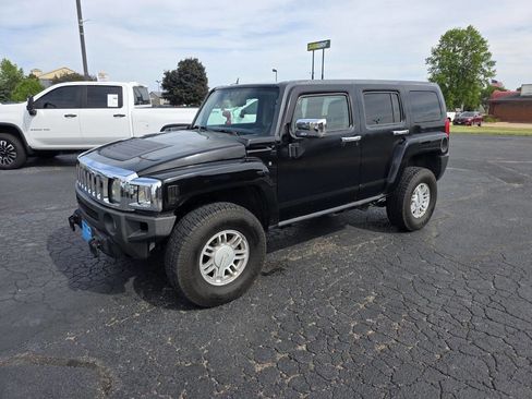Used 2009 HUMMER H3 AWD/4WD image 3