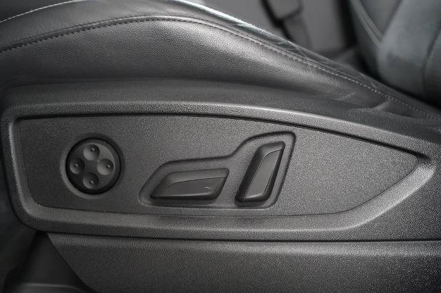 Used 2022 Audi SQ5 Prestige w/ Prestige Package AWD/4WD image 20