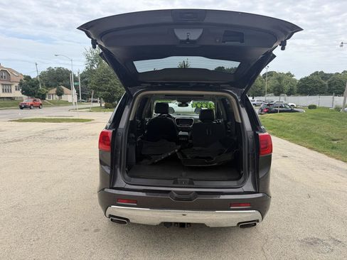 Used 2018 GMC Acadia Denali w/ Technology Package AWD/4WD image 8