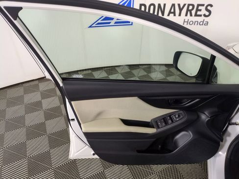 Used 2023 Subaru Impreza Premium image 13