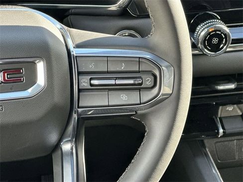 New 2026 GMC Canyon Elevation image 10