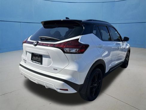 Used 2023 Nissan Kicks SR FWD image 11