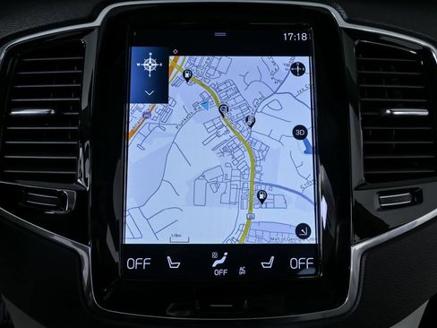 Certified 2022 Volvo XC90 T5 Momentum w/ Advanced Package image 17