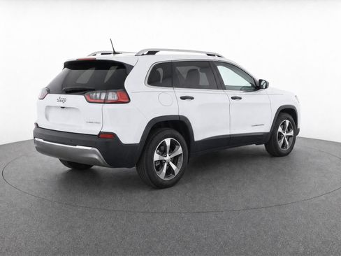 Used 2019 Jeep Cherokee Limited FWD image 8