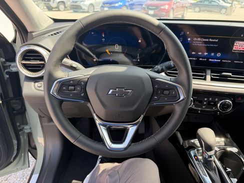 New 2026 Chevrolet Trax ACTIV w/ Driver Confidence Package FWD image 14