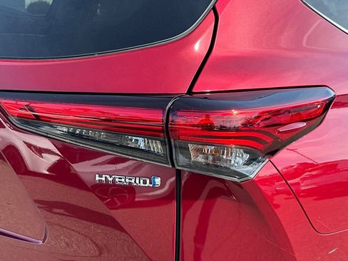 Used 2021 Toyota Highlander Platinum image 17