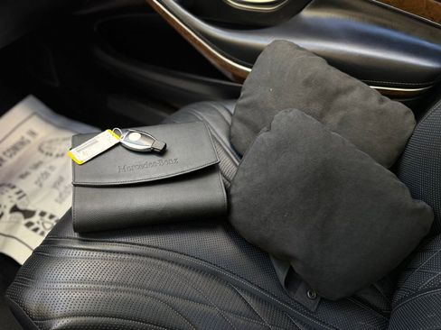 Used 2015 Mercedes-Benz S 63 AMG 4MATIC Sedan image 39