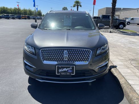 Used 2019 Lincoln MKC Select w/ Select Plus Package AWD/4WD image 6