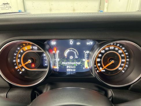 Used 2022 Jeep Wrangler Unlimited Sahara w/ Cold Weather Group image 11