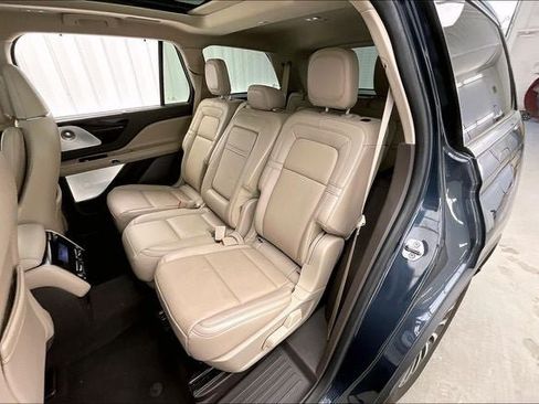 Used 2023 Lincoln Aviator Reserve w/ Equipment Group 201A AWD/4WD image 20