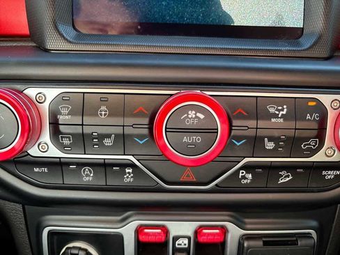 Used 2019 Jeep Wrangler Unlimited Rubicon image 22