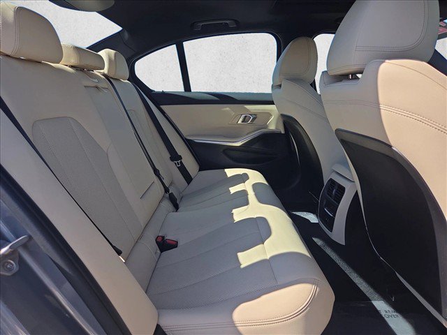 Certified 2026 BMW 330i Sedan w/ Premium Package RWD image 28