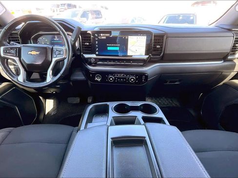 Used 2022 Chevrolet Silverado 1500 LT image 14