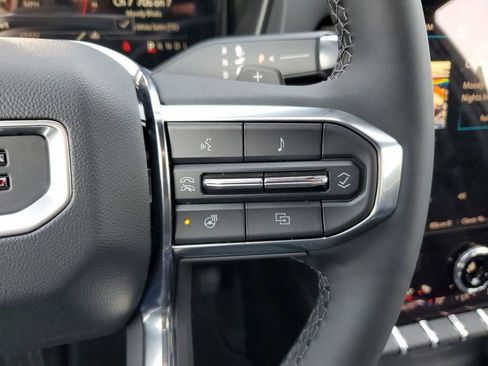 New 2025 GMC Terrain Elevation w/ Elevation Premium Package image 24