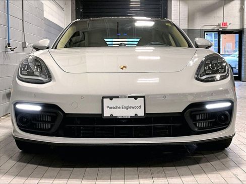 Certified 2023 Porsche Panamera 4 Platinum Edition image 8