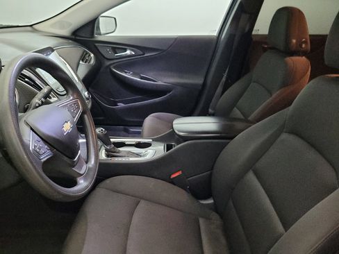Used 2020 Chevrolet Malibu LT FWD image 17