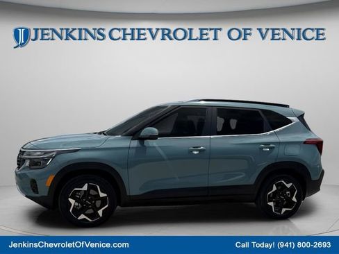 Used 2025 Kia Seltos EX w/ EX Sunroof Package AWD/4WD image 9