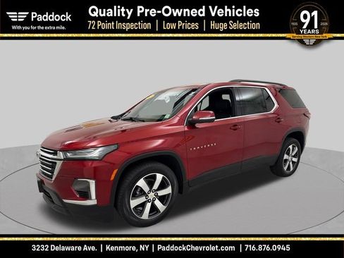Used 2023 Chevrolet Traverse LT w/ LT Premium Package AWD/4WD image 1
