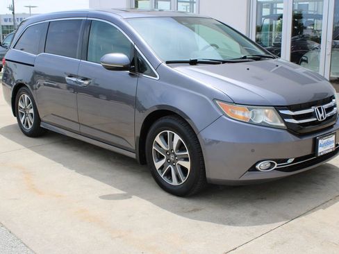 Used 2015 Honda Odyssey Touring Elite image 1