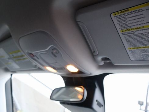 Used 2023 Jeep Renegade Latitude image 12