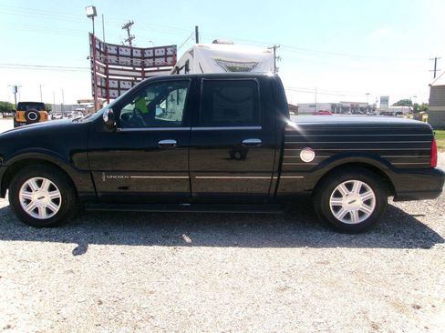 Used 2002 Lincoln Blackwood RWD image 1