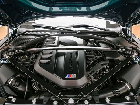 Used 2025 BMW M3 w/ M Carbon Exterior Package RWD image 27
