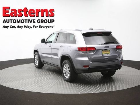 Used 2021 Jeep Grand Cherokee Laredo w/ Security & Convenience Group AWD/4WD image 37